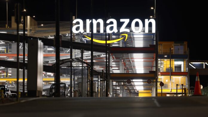 Amazon plans to cut 30,000 corporate jobs to ‘compensate for Amazon plans to cut 30,000 corporate jobs to ‘compensate for overhiring’, internet says ‘layoffs will continue’