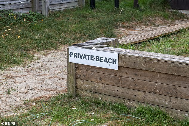 New signs stating ¿Private Beach¿ and ¿Trespassers Will Be Prosecuted¿ have also been put up to deter anyone from accessing the foreshore