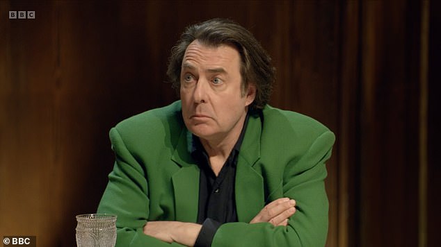 Jonathan gave Cat a shocked expression as his fellow Traitor voted for him at the roundtable