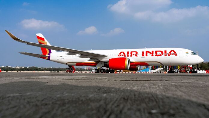 Air India Mumbai–Newark flight AI191 returns mid-air over suspected technical Air India flight AI191 on 22 October from Mumbai to Newark made a precautionary return to Mumbai after the crew suspected a technical issue mid-air