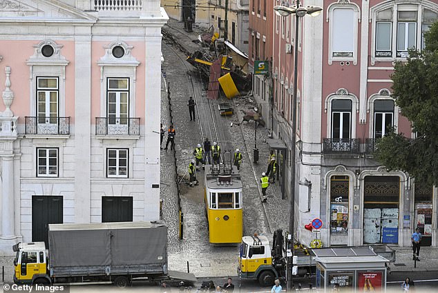 All Lisbon cable cars to be kept out of service The Gloria funicular tram disaster, which occured when the iconic streetcar derailed and crashed in the Portuguese capital on Wednesday evening, left 16 dead and 21 injured