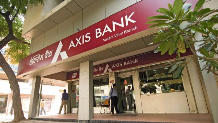 Bank Holiday Today: Are banks open or closed on Saturday, If you are in urgent need to withdraw cash or send money on a bank holiday, you need not be worried.
