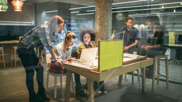 The Delhi government has permitted women to work night shifts in shops and commercial establishments with written consent. (Representative Image)