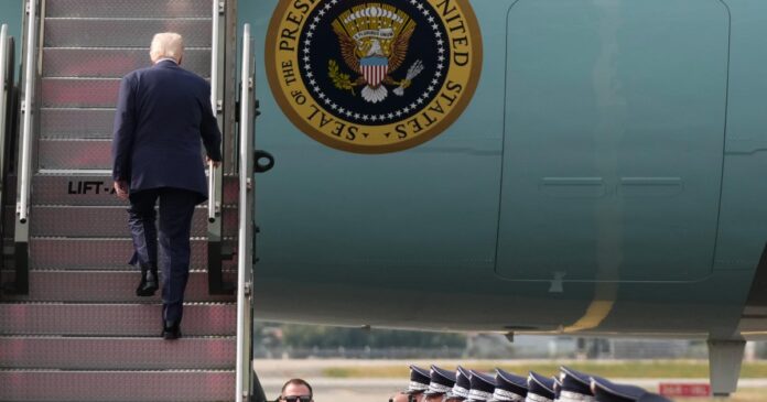 Government shutdown live updates as Trump heads back to Washington Government shutdown live updates as Trump heads back to Washington