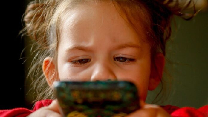 Late-night call with a child prompts Haryana DGP to share 'Limiting screen exposure and encouraging real-world socialisation is crucial for healthy mental development,' he said.