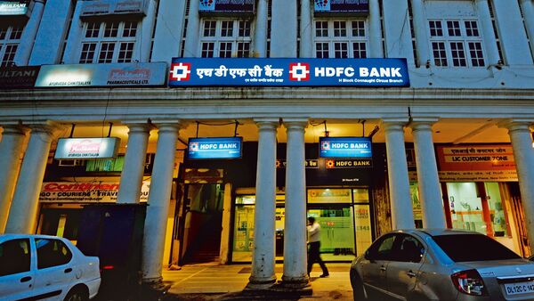 HDFC Bank’s Q2 deposits grew over 12%, outpacing loan growth of 9.9% year-on-year. HDFC Bank’s Q2 deposits grew over 12%, outpacing loan growth of 9.9% year-on-year.