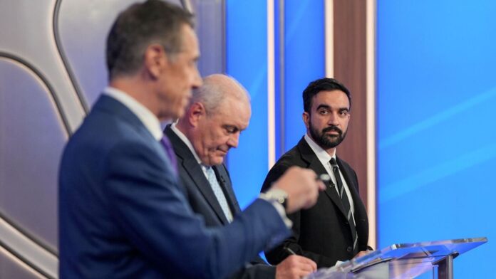 Mamdani’s lead shrinks as Cuomo surges: New poll shows NYC Andrew Cuomo, New York City mayoral candidate, from left, Curtis Sliwa, New York City mayoral candidate, and Zohran Mamdani, New York City mayoral candidate, during a mayoral debate in New York, US, on Thursday, Oct. 16, 2025. Photographer: Angelina Katsanis/AP Photo/Bloomberg