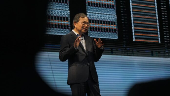 Super Micro shares fall on weak preliminary results