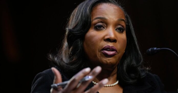 Supreme Court puts off decision on Trump's attempt to fire Supreme Court puts off decision on Trump's attempt to fire Lisa Cook from Fed, keeping her in place for now