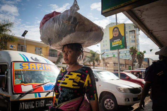 Tanzania goes to vote in elections set to keep the Yahoo news home
