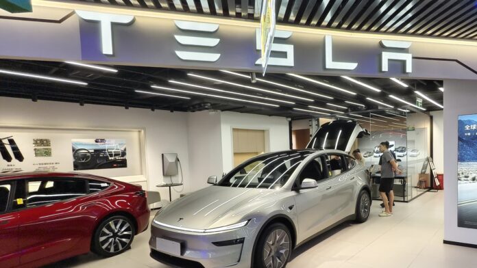 Tesla's revenue rose — but so did its operating costs Tesla's revenue rose — but so did its operating costs
