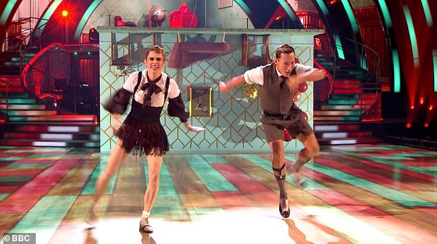 Karen Carney and Carlos Gu danced the Charleston to Upside Down / Think by Diana Ross / Aretha Franklin and also scored 35 points