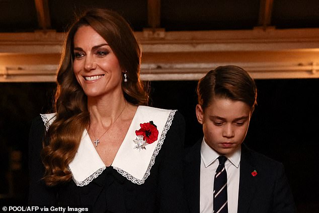 Catherine's dress was adorned with an HMS Glasgow brooch and a handmade poppy