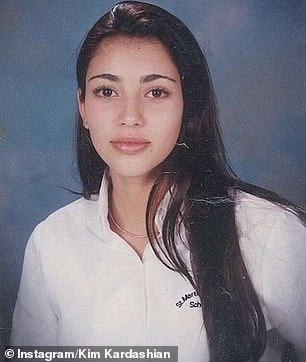 Dramatic new computer-generated images have revealed what the star would have looked like if she had not had Botox. She's seen in high school