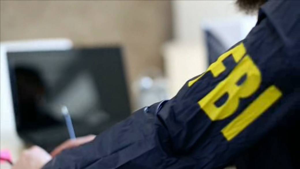 Click to play video: 'FBI warns Chinese hackers targeted Canadian politicians'