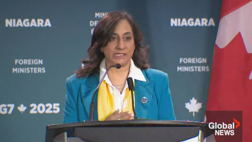 Click to play video: 'Canada targets Russian drones, shadow fleet with new sanctions'