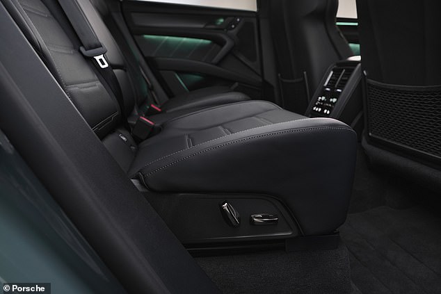 The second row also gets electrically-adjustable seats, like those in the front. It should push the Cayenne into a new bracket of family car luxury