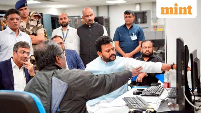Delhi airport's ATC glitch: Flight operations normal; govt directs officials Union Minister of Civil Aviation Rammohan Naidu visits the ATC Tower to review operations after the technical glitch in the ATC messaging system at Delhi airport.