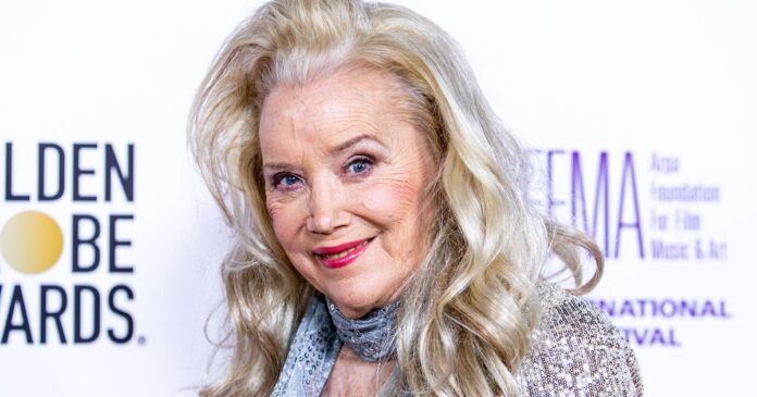 Sally Kirkland, Oscar-nominated actor known for roles in "Anna" and Sally Kirkland, Oscar-nominated actor known for roles in "Anna" and "The Sting," dies at age 84