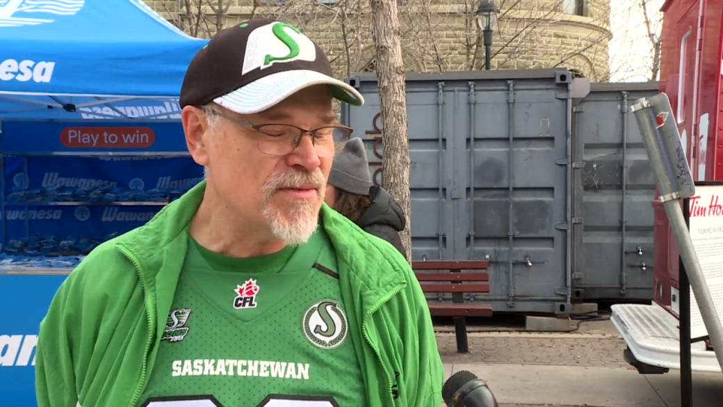 Click to play video: 'Enthusiasm ramps up for Grey Cup fans from across Canada'