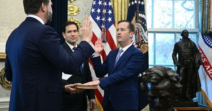 Senior Trump officials roast Sergio Gor, the new U.S. ambassador Senior Trump officials roast Sergio Gor, the new U.S. ambassador to India