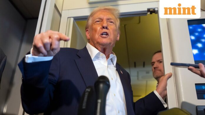 Trump asks Air Traffic Controllers to get back to work US President Donald Trump asked aviation staffers to return to work