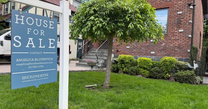 What the Trump administration's 50-year mortgage plan could mean for What the Trump administration's 50-year mortgage plan could mean for homebuyers